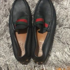Authentic gucci men shoes size 8